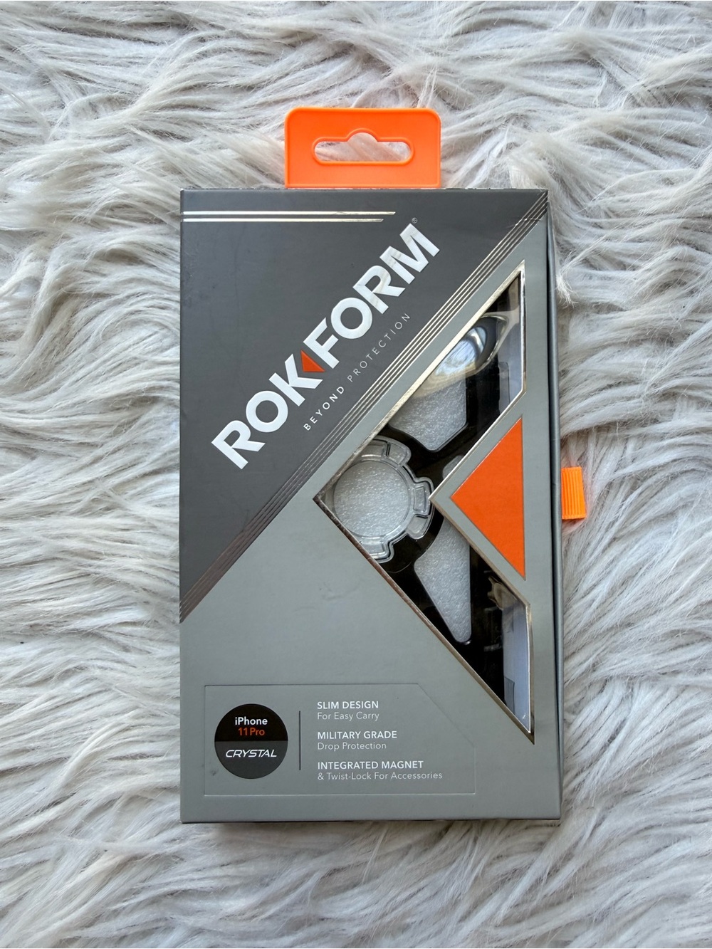 ROKFORM Crystal Case Apple iPhone 11 Pro Clear Black Magnetic Twist Lock